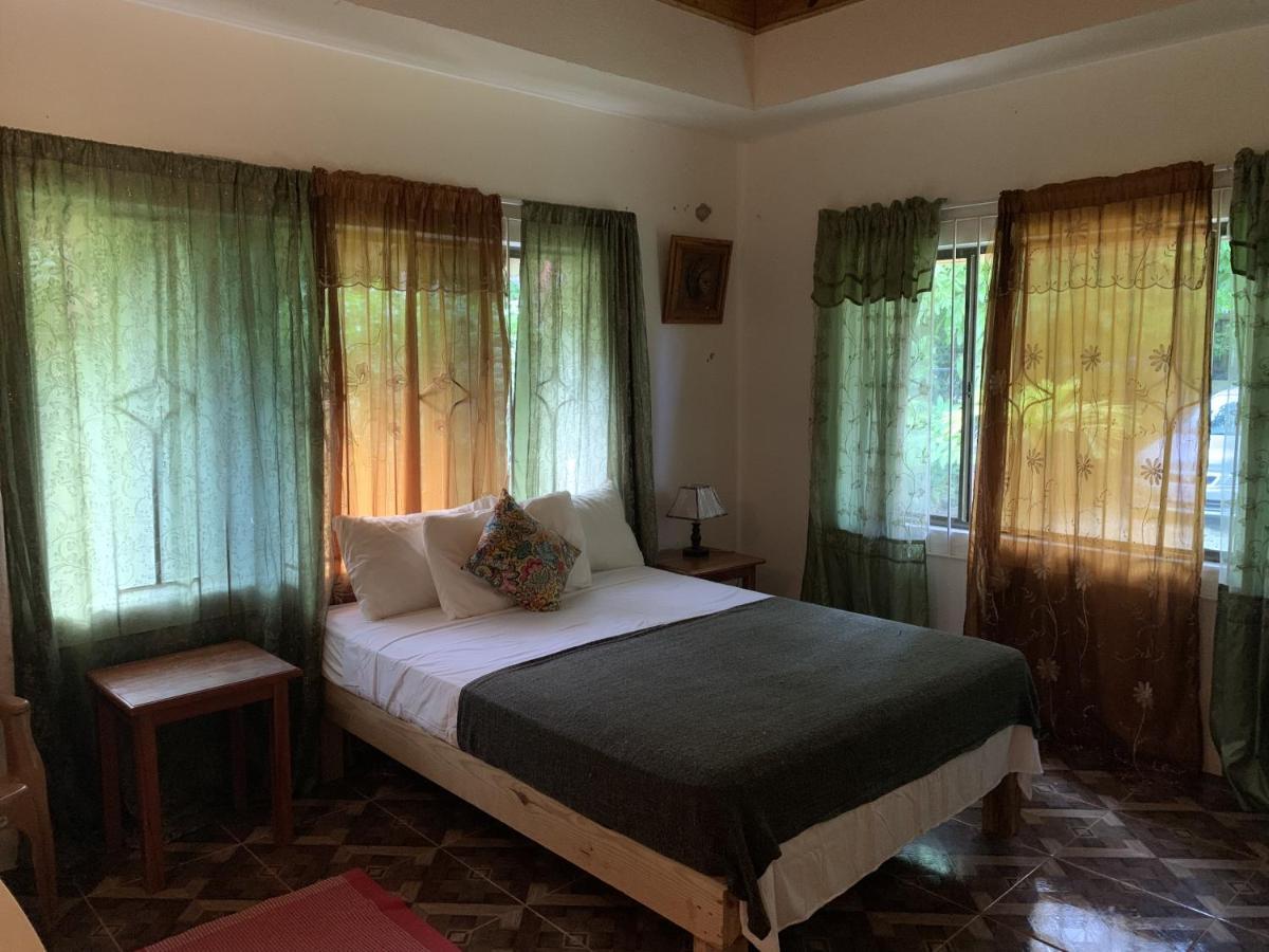 Can Jam Retreat Negril Bagian luar foto